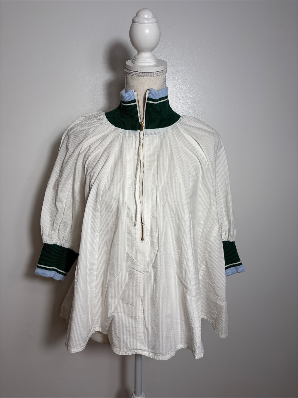 Maeve White Pullover Shirt with Green Trim Anthropologie Size Medium